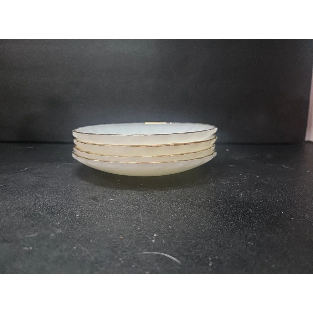 Anchor Hocking Golden Shell Saucers, Swirl Lustre Plates, Gold Trim, Set Of 4‎